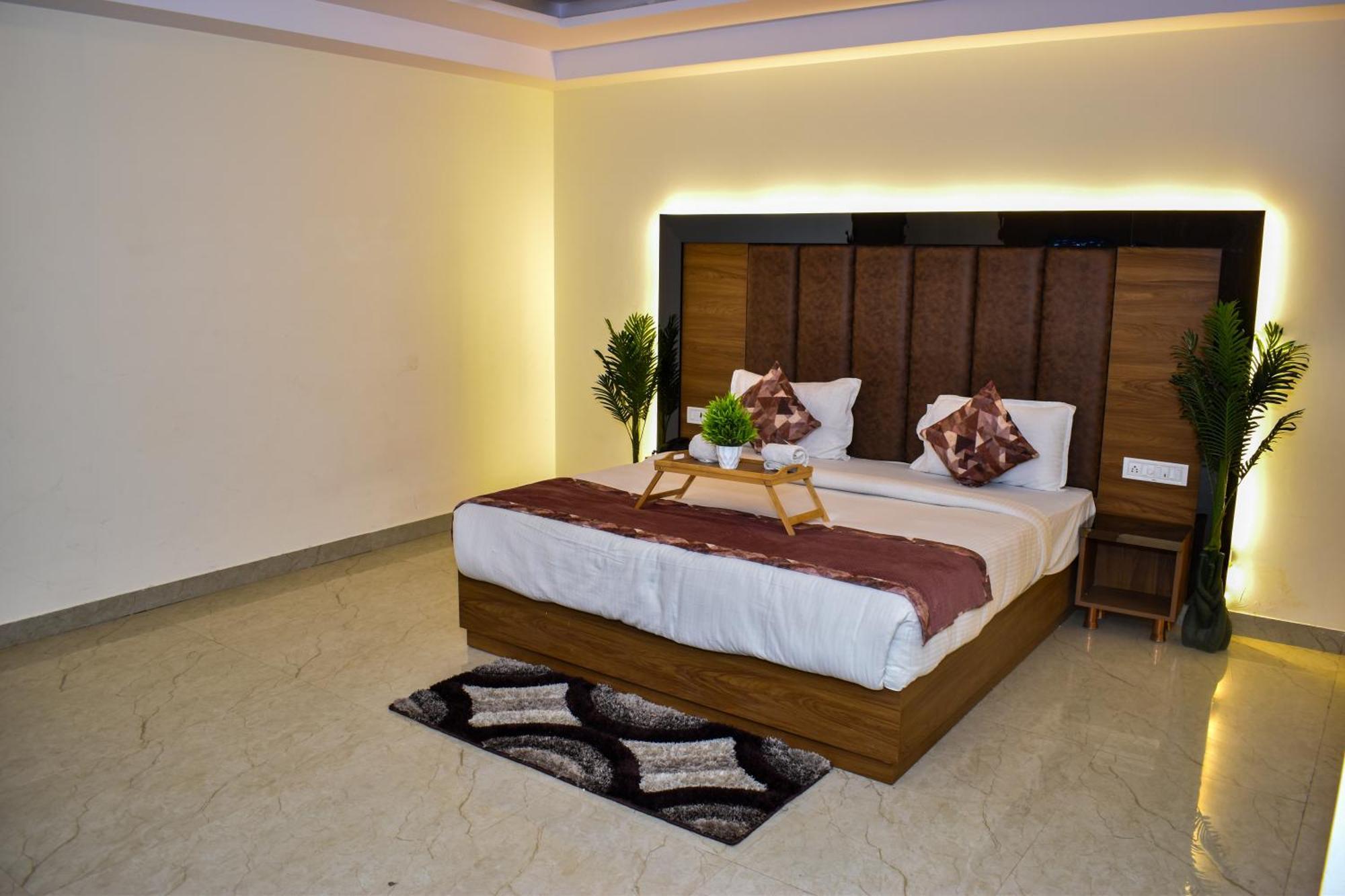 Hotel Yash Palace New Delhi Exteriör bild