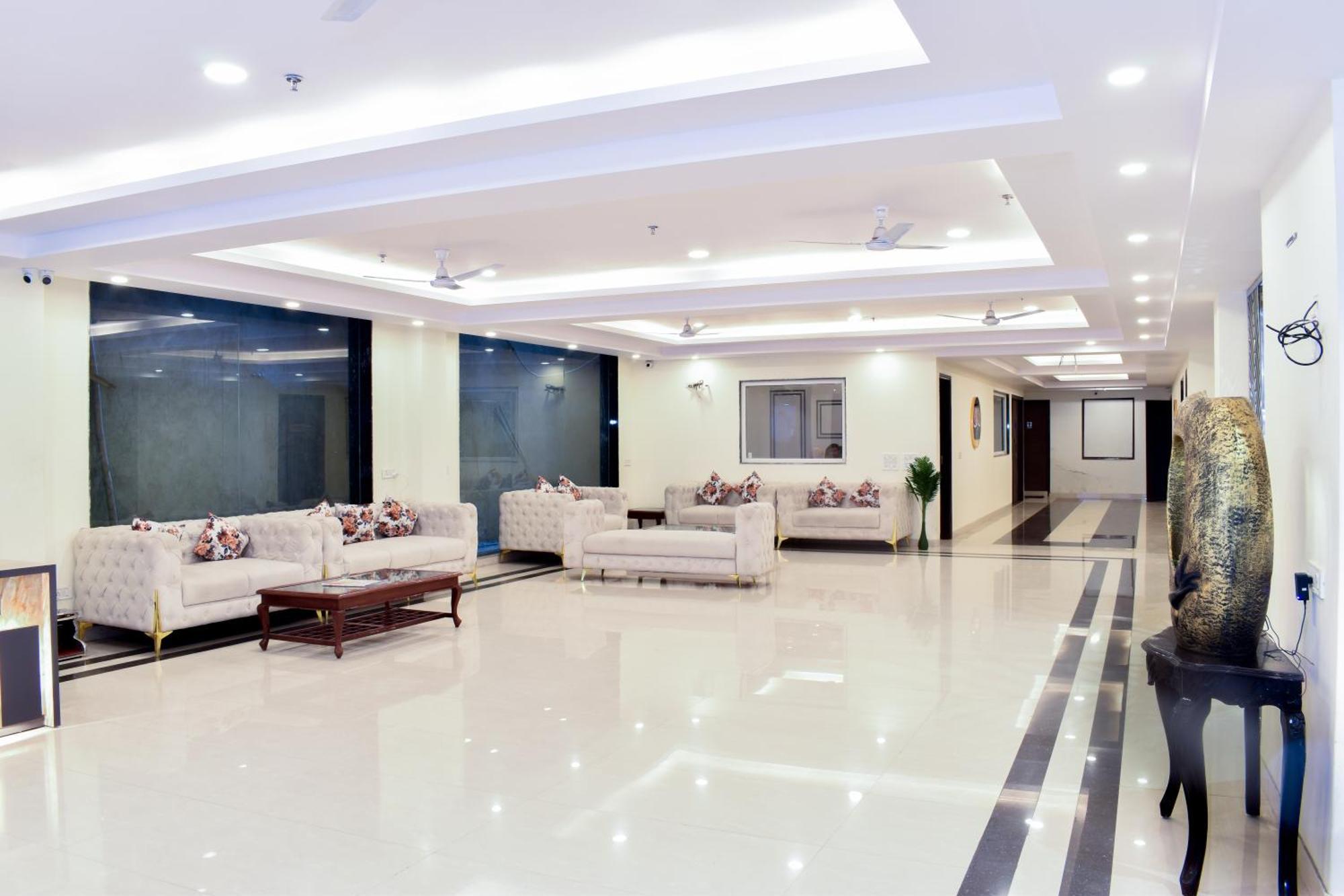 Hotel Yash Palace New Delhi Exteriör bild