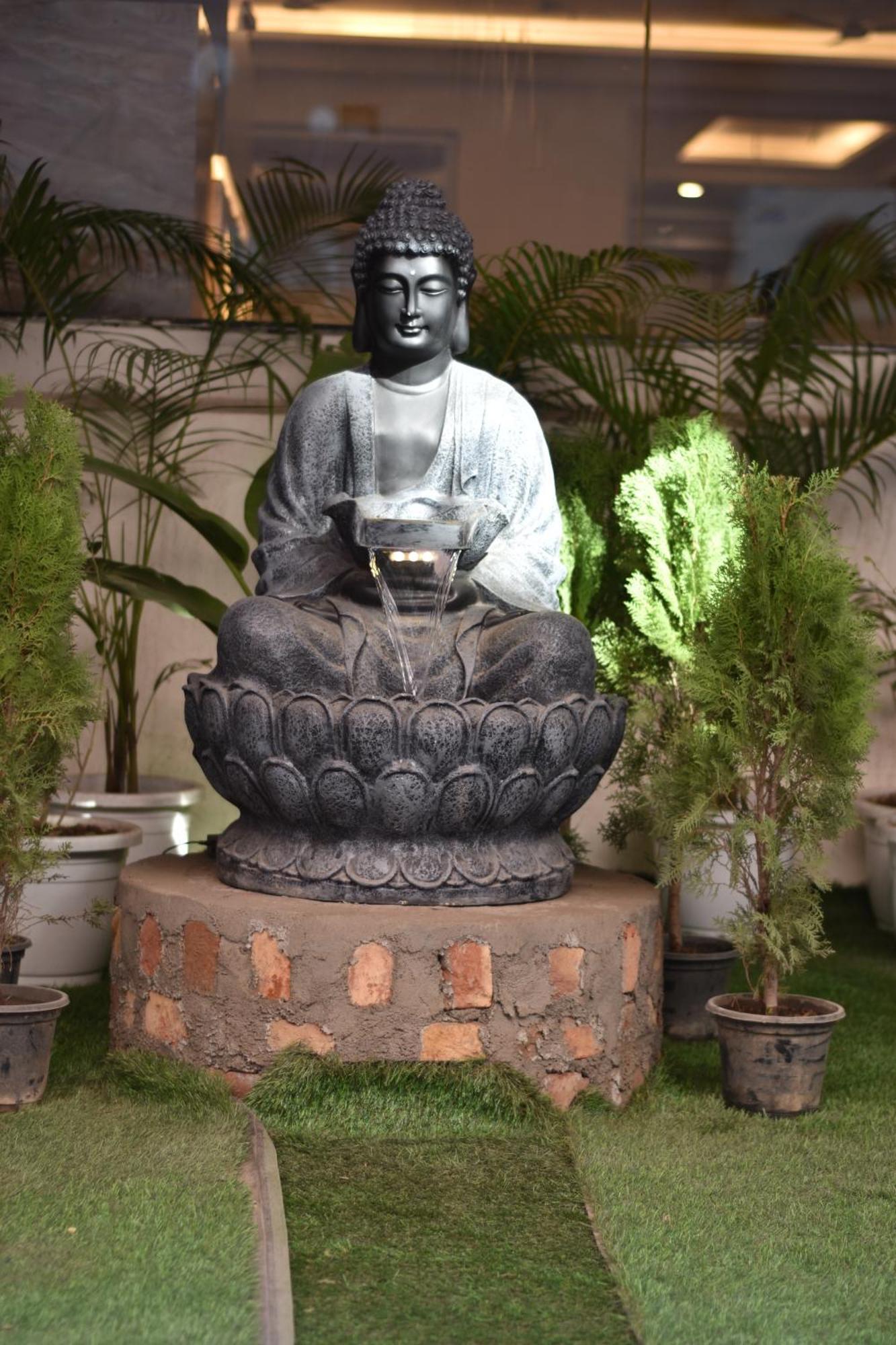 Hotel Yash Palace New Delhi Exteriör bild